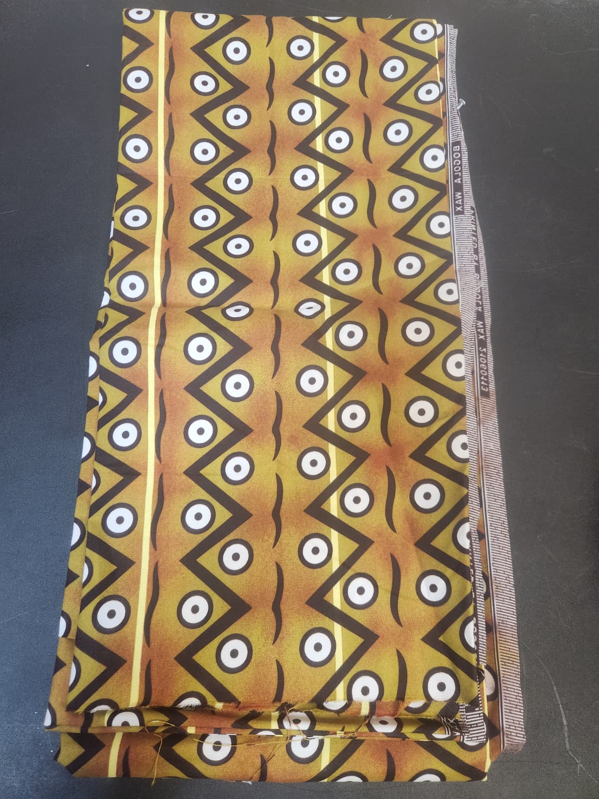 African fabric 6 yards for 20$