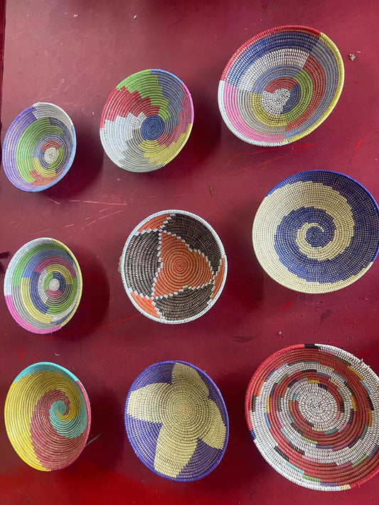 9 set of wall deco/bowls