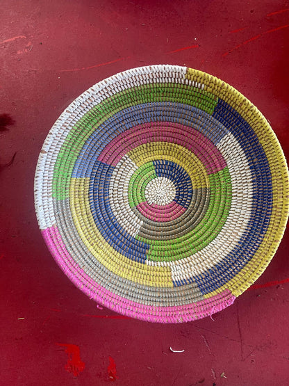 9 set of wall deco/bowls